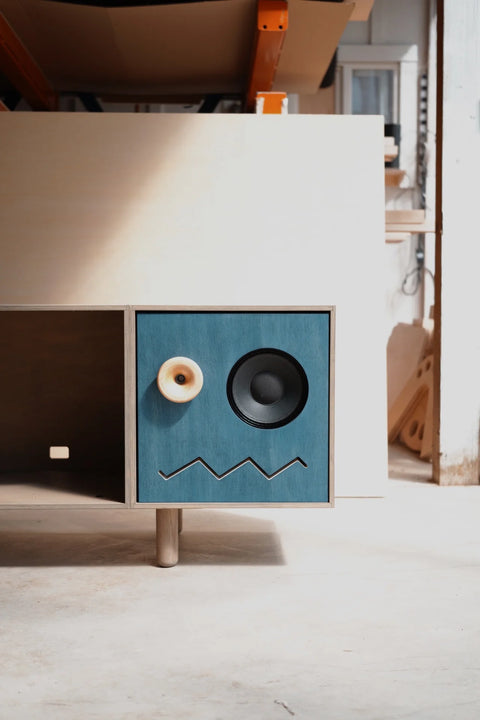 Modus V Speakers Pair + Console
