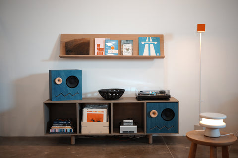 Modus V Speakers Pair + Console